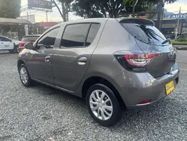 2022  Renault Sandero - Image 4