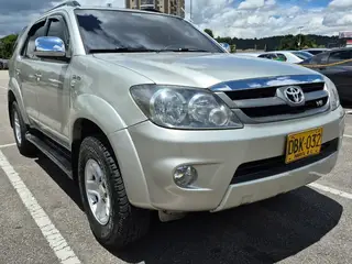 2009 Toyota Fortuner