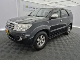 2011  Toyota Fortuner - Image 5