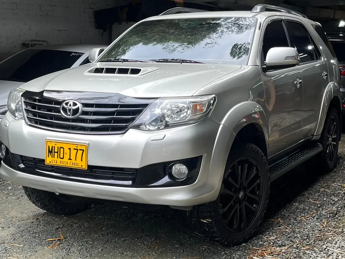 2012  Toyota Fortuner