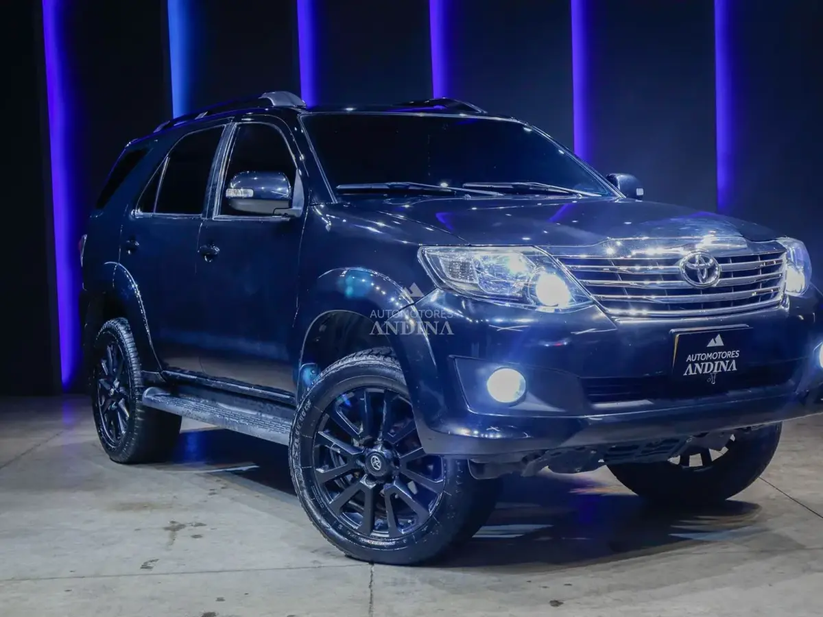 2012  Toyota Fortuner