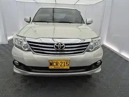 2012  Toyota Fortuner - Image 3