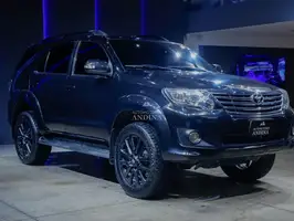 2012  Toyota Fortuner - Image 4