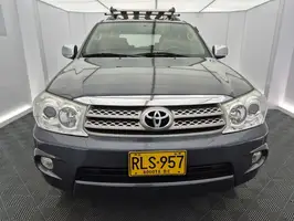 2012  Toyota Fortuner - Image 4
