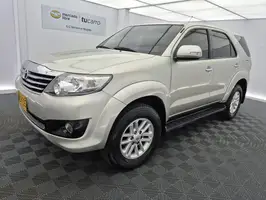 2012  Toyota Fortuner - Image 5