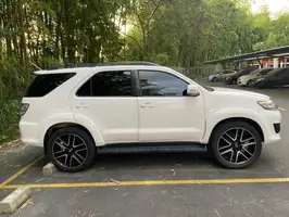 2014  Toyota Fortuner - Image 2