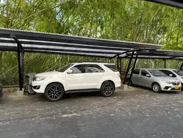 2014  Toyota Fortuner - Image 4