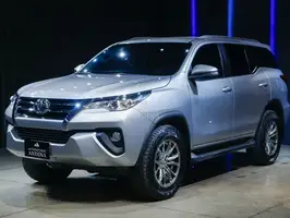 2019  Toyota Fortuner - Image 2