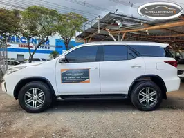 2020  Toyota Fortuner - Image 3