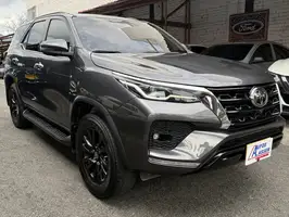 2022  Toyota Fortuner - Image 3