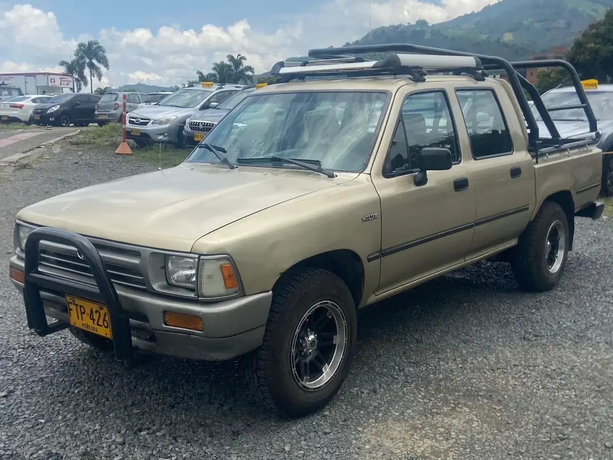 1998  Toyota Hilux