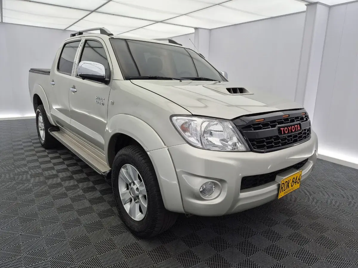 2011  Toyota Hilux