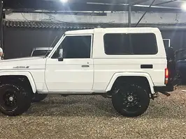 1996  Toyota Land - Image 5