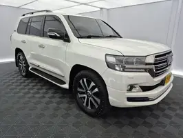 2019  Toyota Land - Image 1