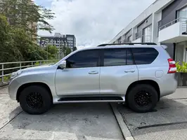 2011  Toyota Prado - Image 3