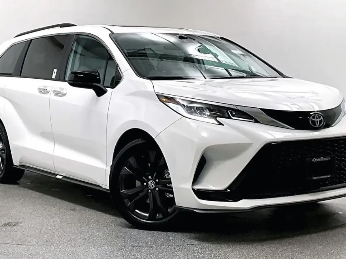 2025  Toyota Siena