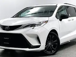 2025  Toyota Siena - Image 3