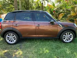 2013  Unknown Unknown - Image 2