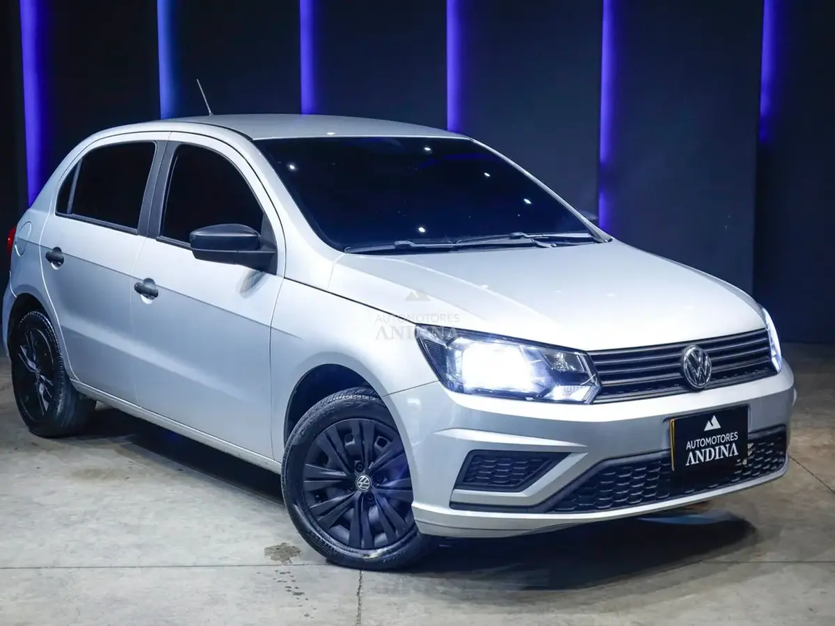 2022  Volkswagen Gol