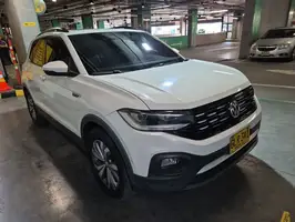 2020  Volkswagen T - Image 2