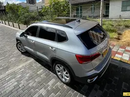 2022  Volkswagen Taos - Image 2