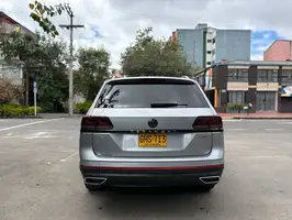 2021  Volkswagen Teramont - Image 2