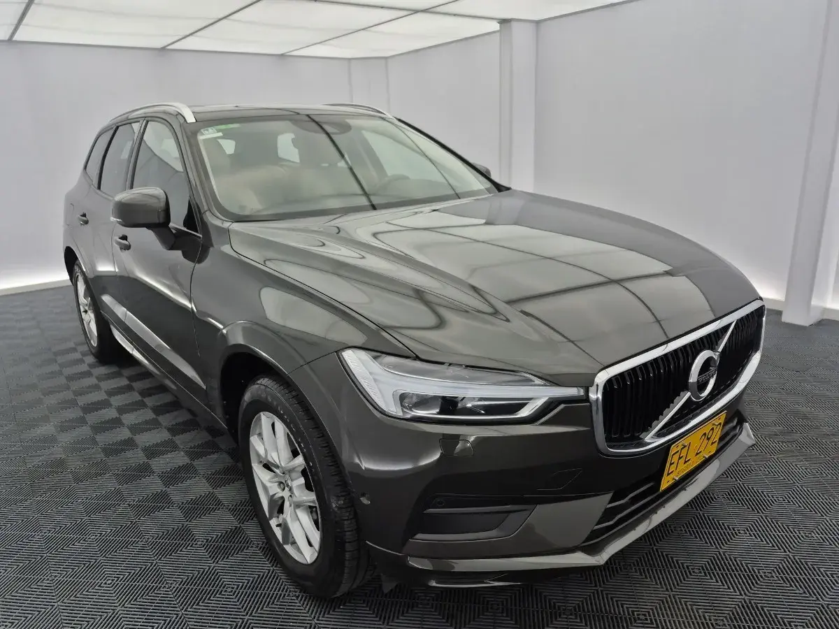 2018  Volvo Unknown