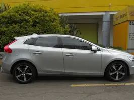 2018  Volvo Unknown - Image 2