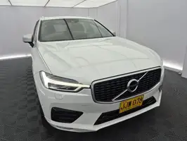 2019  Volvo Unknown - Image 3