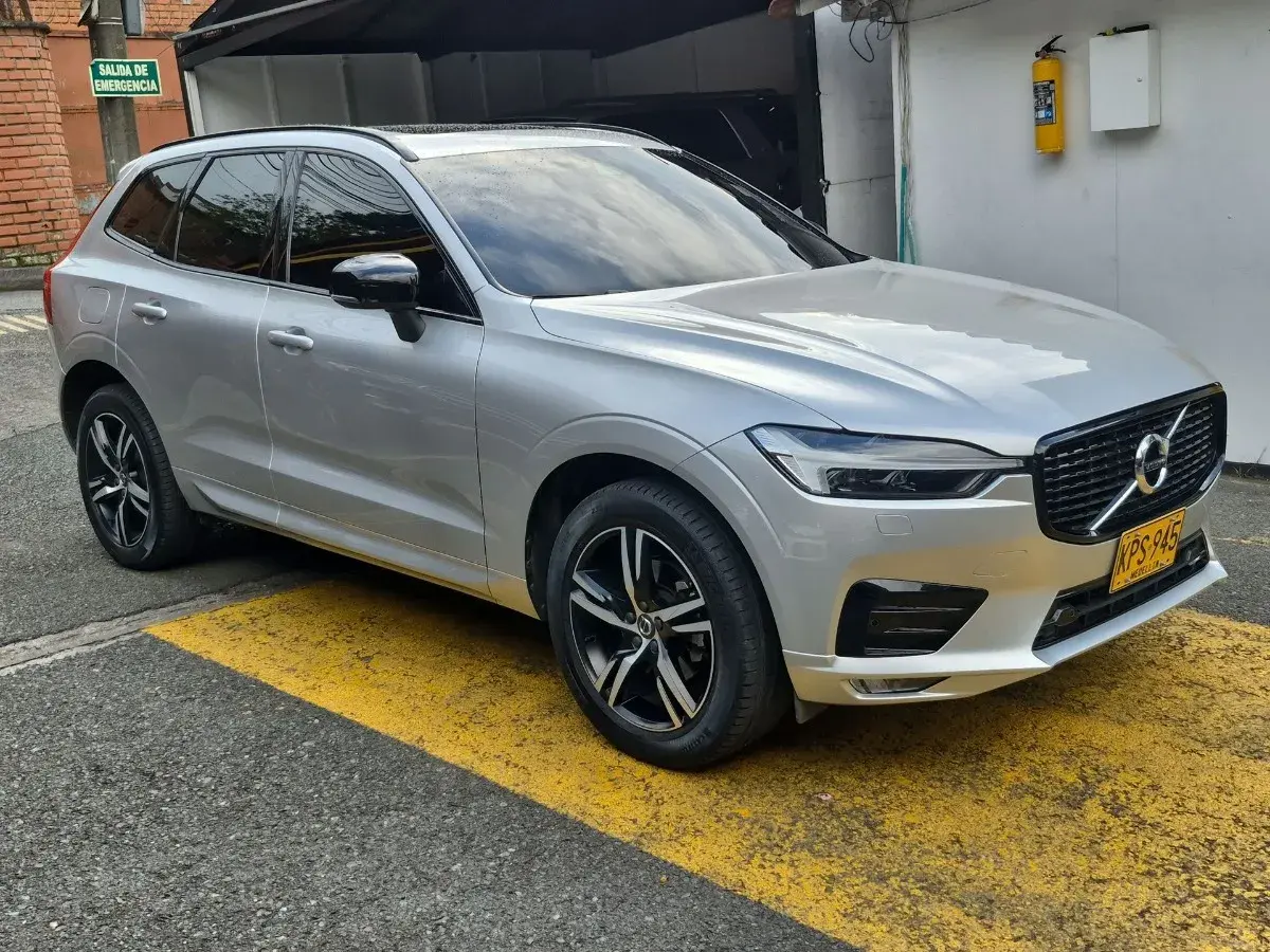 2021  Volvo Unknown