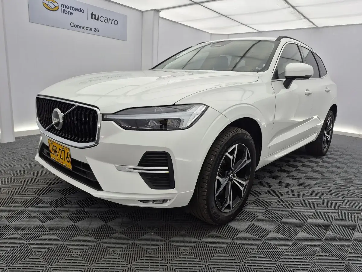 2022  Volvo Unknown