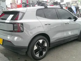 2025  Volvo Unknown - Image 5