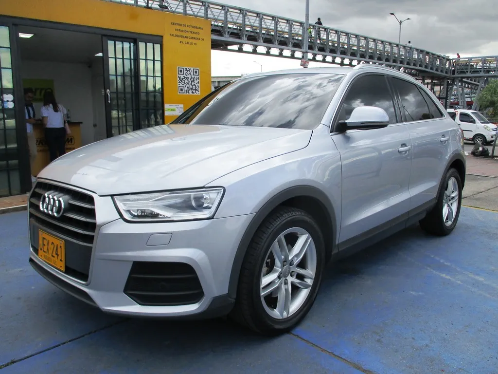 2017 Audi Q3 low mileage car in Tampa