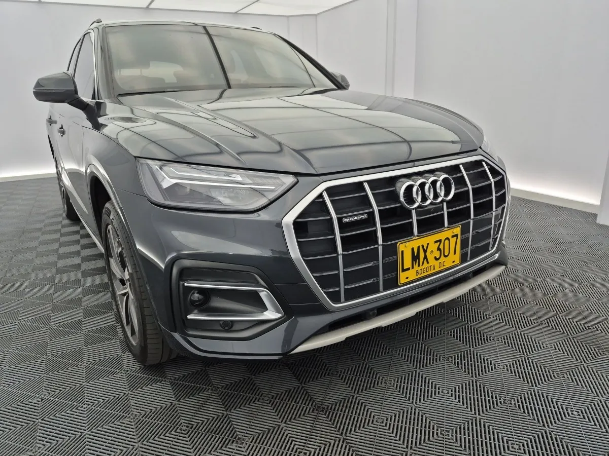 2022 Audi Q5 low mileage car in Tampa