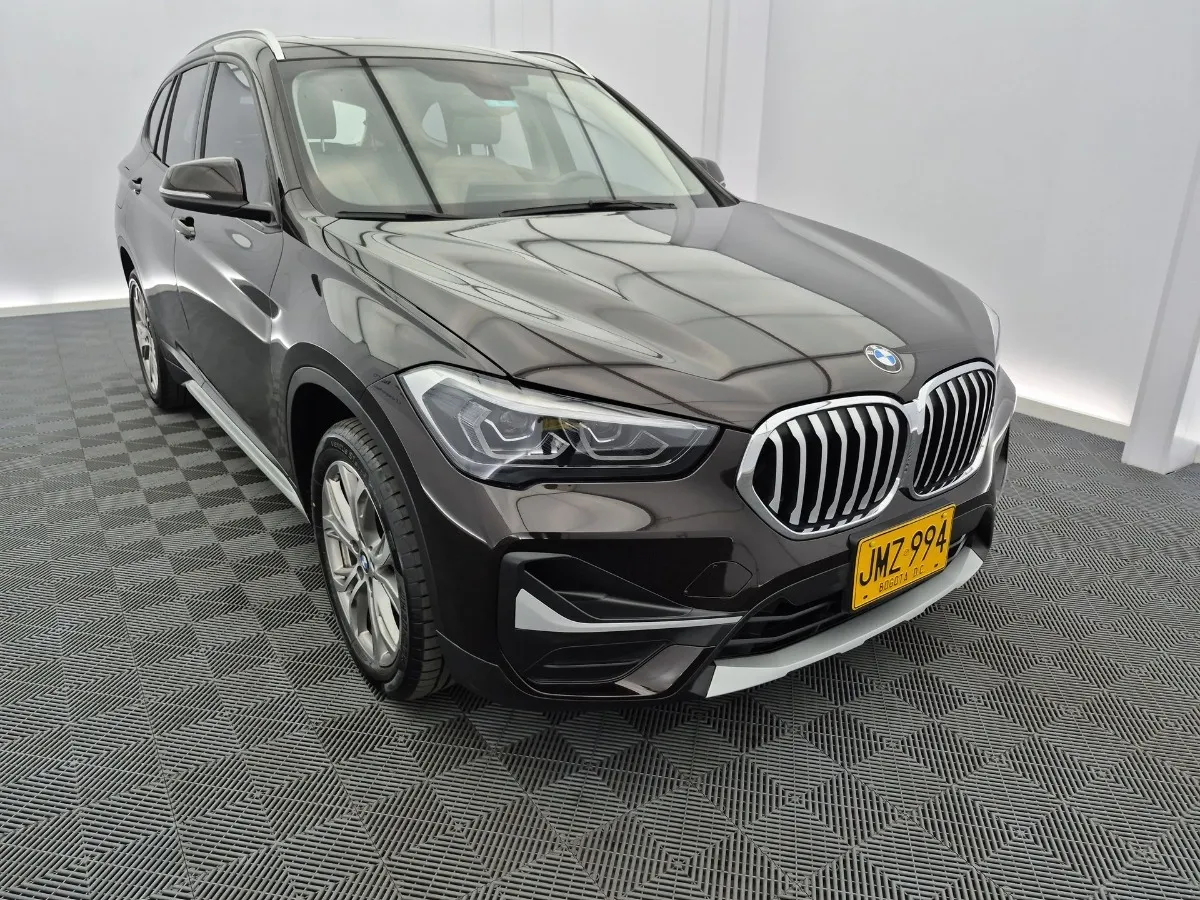 2021 Bmw X1 low mileage car in Tampa