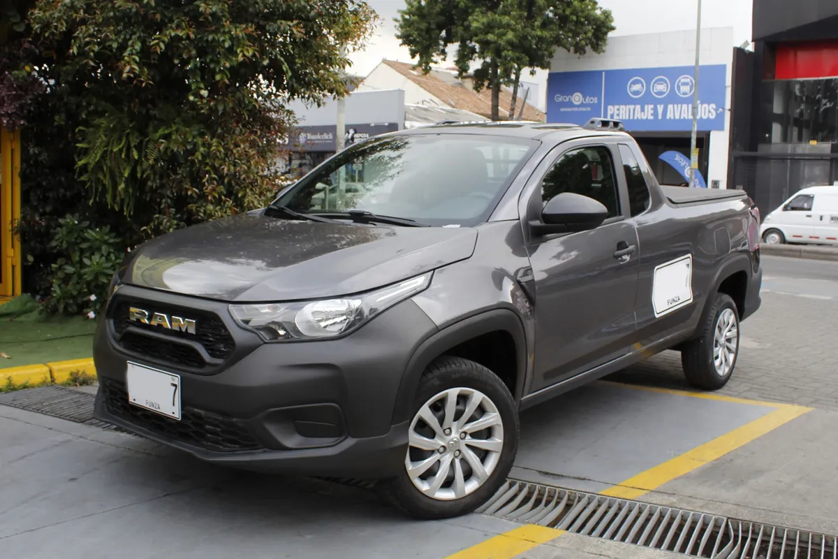 2023 Dodge Unknown low mileage car in Tampa