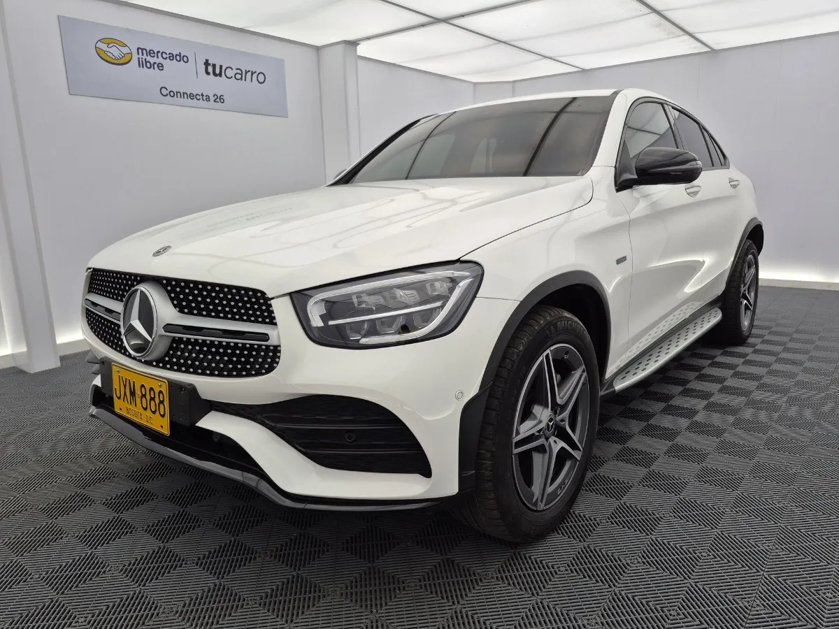 2022 Mercedes Unknown low mileage car in Tampa