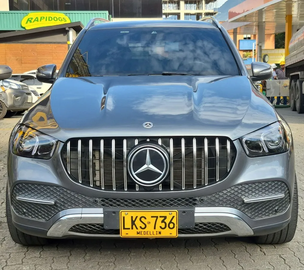 2022 Mercedes Unknown low mileage car in Tampa