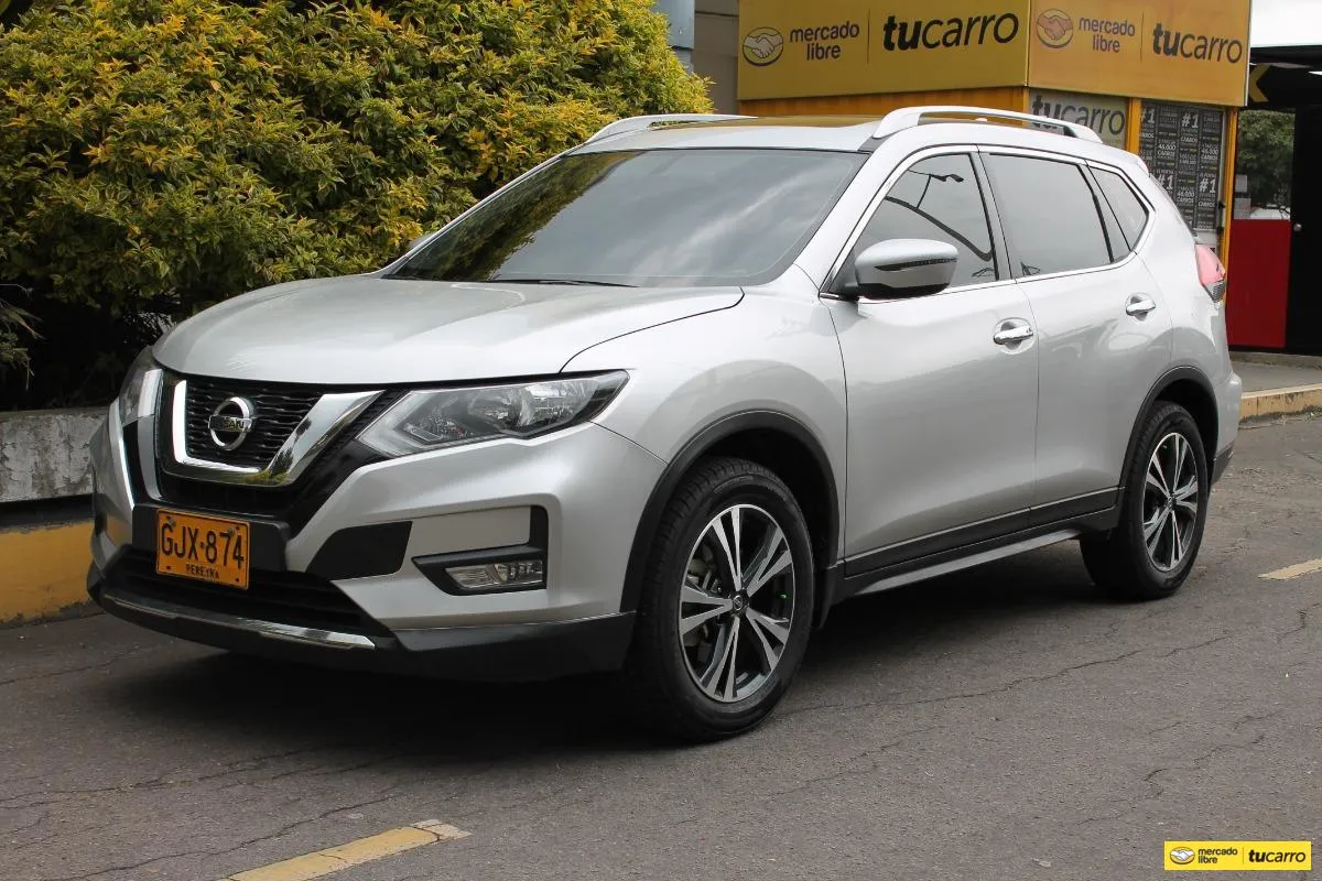 2020 Nissan X low mileage car in Tampa