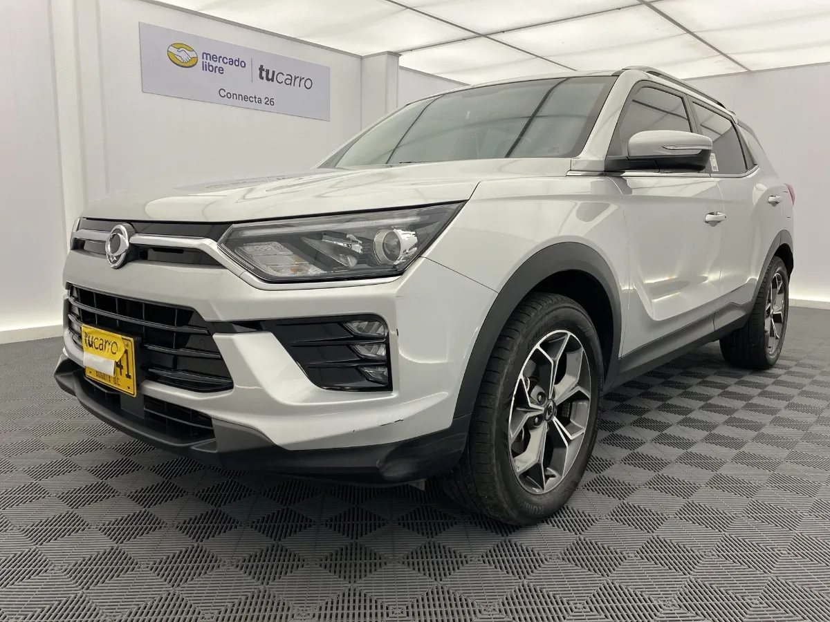 2023 Ssangyong Unknown low mileage car in Tampa