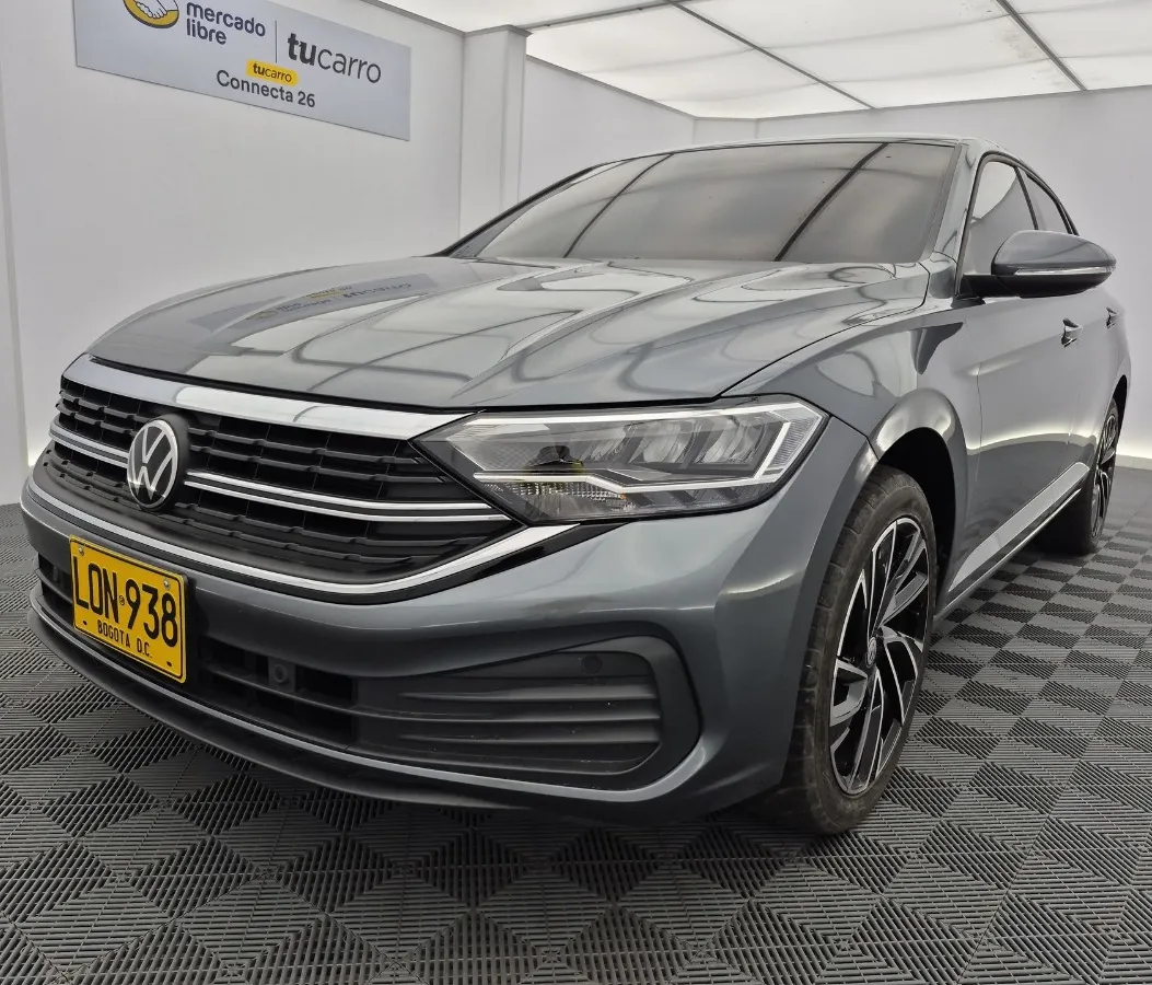 2023 Volkswagen Jetta low mileage car in Tampa