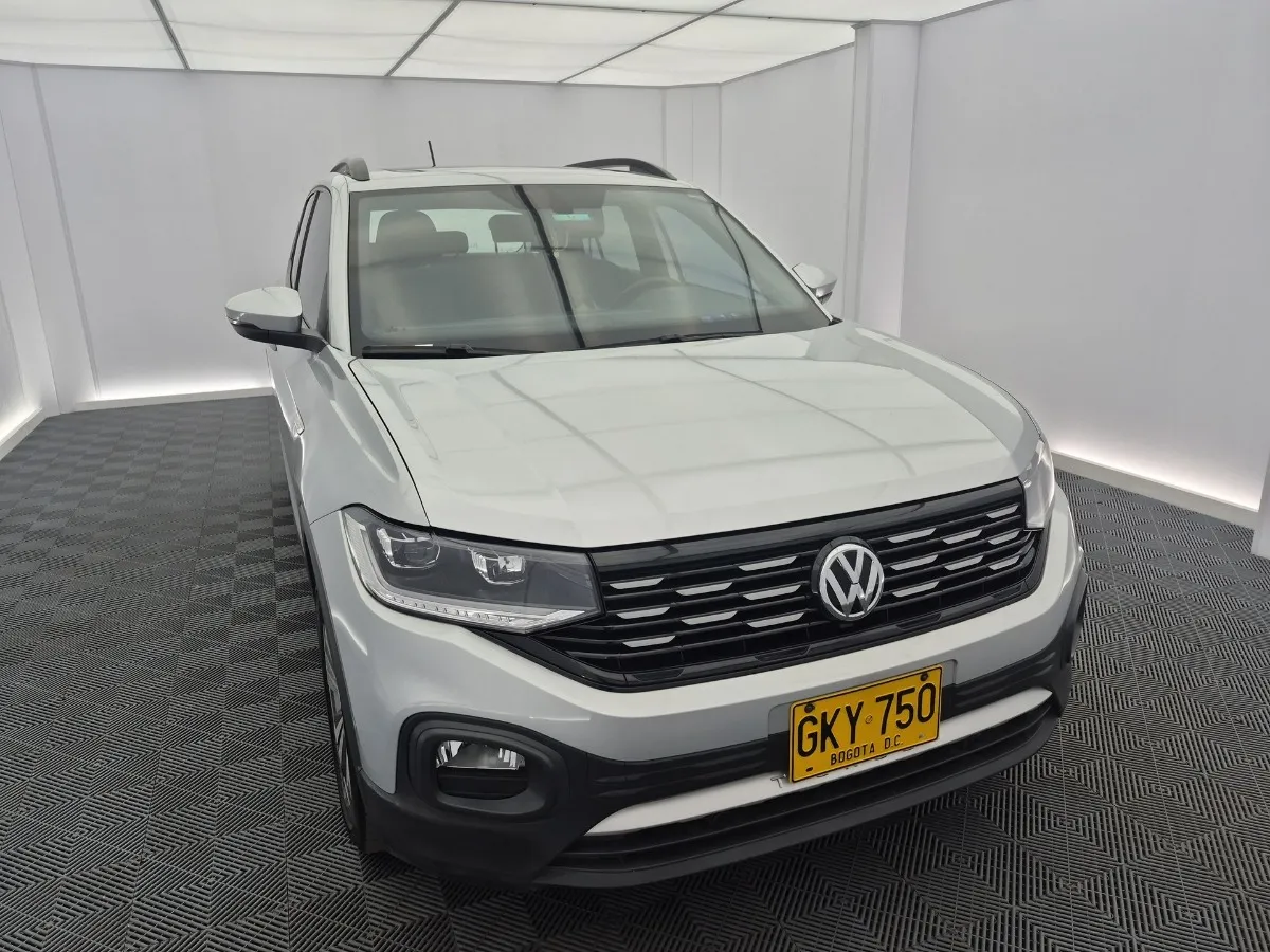 2020 Volkswagen T low mileage car in Tampa