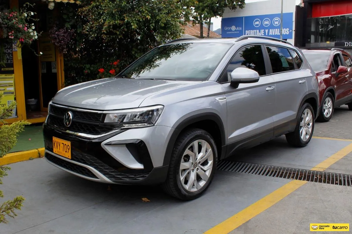 2022 Volkswagen Taos low mileage car in Tampa